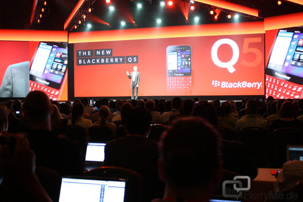 BlackBerry stellt Q5 vor – Mittelklasse-Gerät mit BlackBerry10