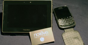 Noreve Saint Tropez BlackBerry PlayBook und Bold 9900 Leather Case