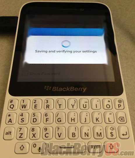 Bild der kommenden BlackBerry OS10 Mittelklasse aufgetaucht